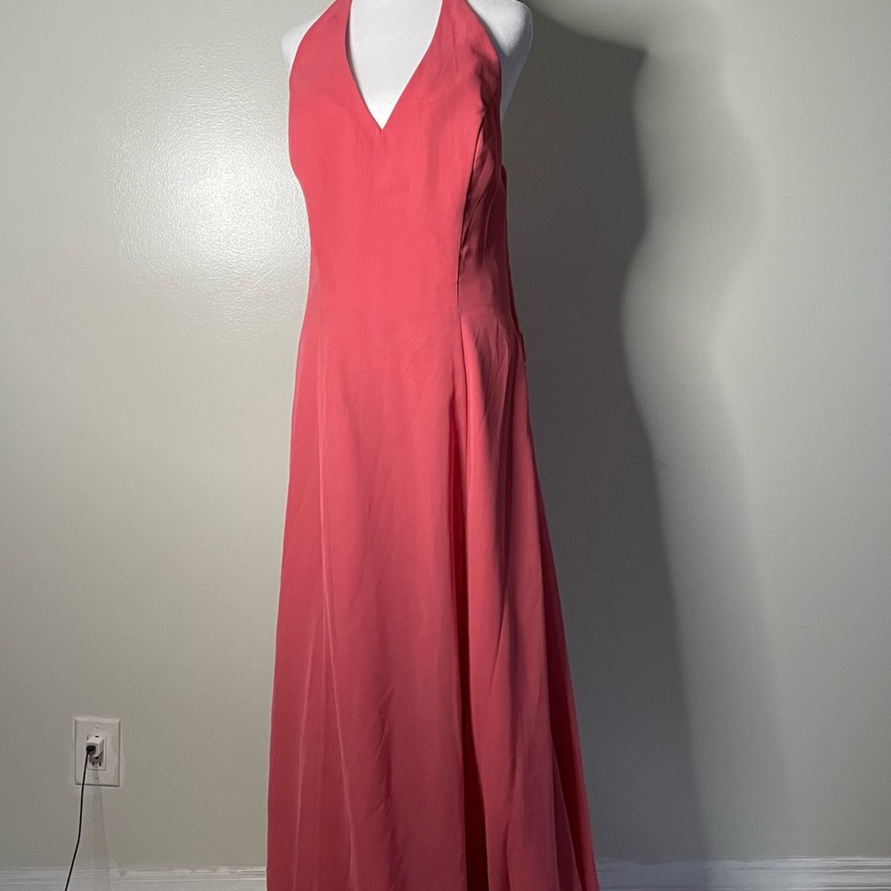 Long pink dress. Special occasions